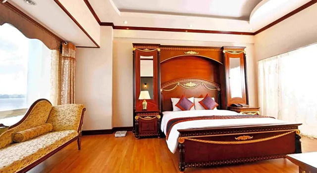 Люкс Grand Halong Hotel