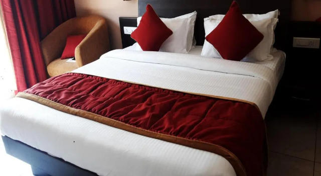 White Pearl Residency, Reserva ahora Hotel Manjakuppam India