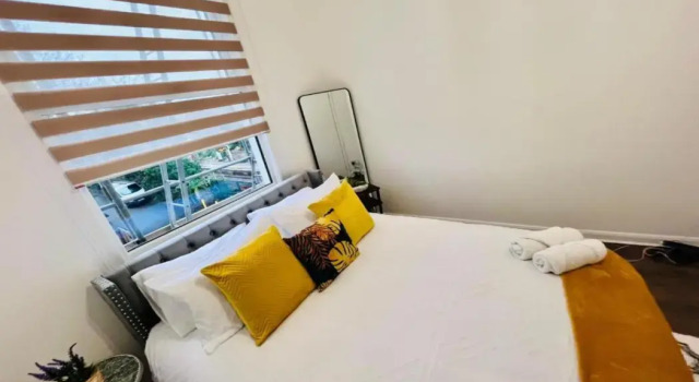 Dalston Luxe Studios, 10 minutes away from Liverpool Train Station, Забронировать Отель Хокни Лондон, рядом с Stoke Newington Station