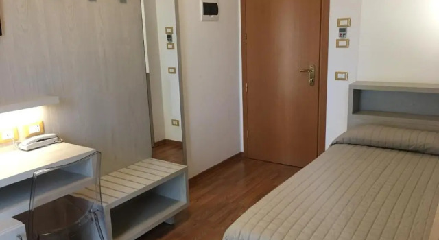 Номер Standard Hotel Monica