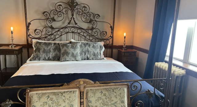 Номер Deluxe Enders Hotel