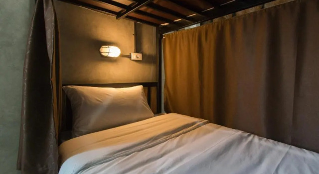 Кровать в общем номере (женский номер) Puak Taem Boutique Hotel
