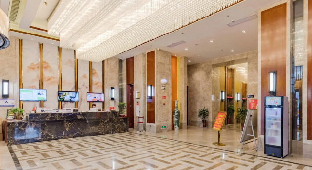 GreenTree Eastern Jinzhai County Lotus Hill Road Hotel, Prenota Hotel Hotel a Anhui con parcheggio, Parcheggio