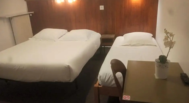 Le Nouveau Monde, Prenota Hotel Breuillet 