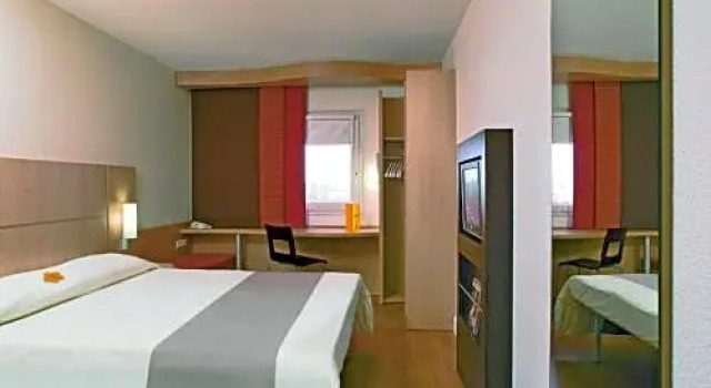 Номер Superior Hotel Ibis Shenyang Tiexi