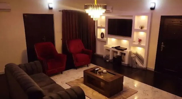 Vinchee Suites, Book Hotel Ikeja 