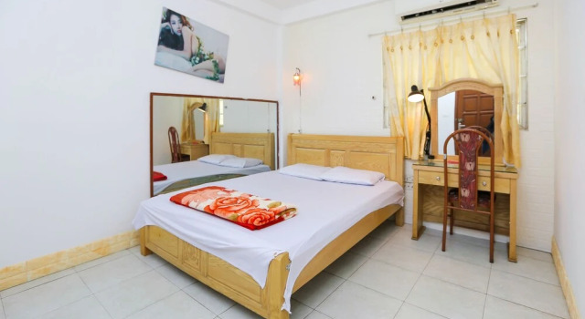Tay Do Hotel by OYO Rooms
