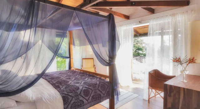 Номер Deluxe Bougainvillea Retreat
