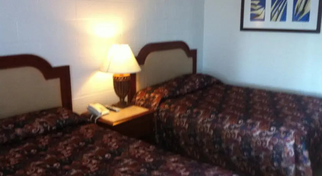 Economy Inn Richland, Забронировать Отель Отели Tri-Cities с бассейном, Бассейн