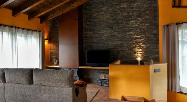 La Rectoria, Prenota Hotel Turbiàs Catalogna