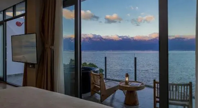 Люкс Yunzhiguo Yunduan Lakeview Holiday Hotel