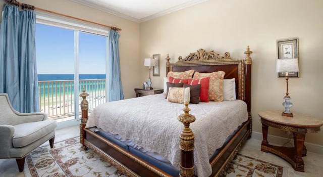 Empress 603, Varaa Hotelli Hotellit Emerald Coast uima-altaalla, Uima-allas