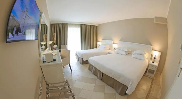 Трёхместный номер Deluxe с видом на море Hôtel LAbbaye