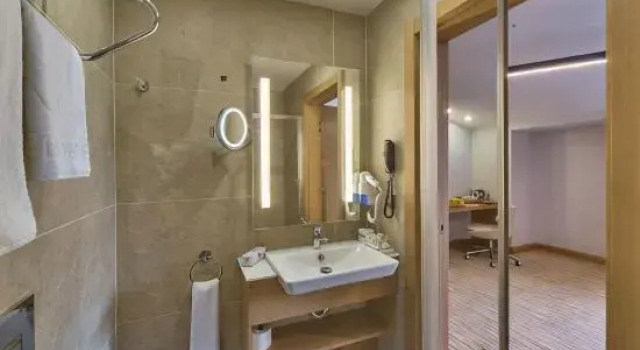 Номер Economy Hotel Boursier 1 & Spa