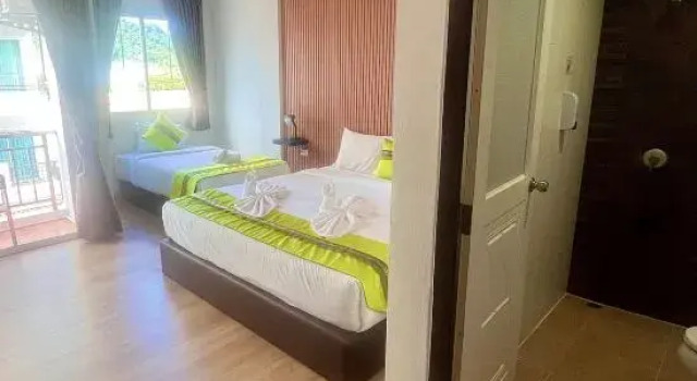 Люкс 28 Boutique Hotel - Newly Renovated