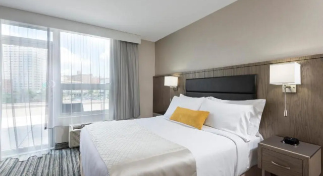 Двухместный номер Wyndham Garden Laguardia South