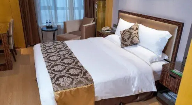 Люкс Deluxe Holiday Inn Causeway Bay (Taizhou Jiangyan Wanda Plaza)