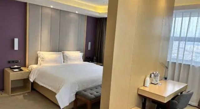 Люкс Business The Vincent Hotel