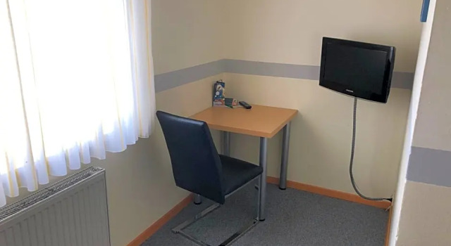 Schlafgut, Book Hotel Sankt Pölten 