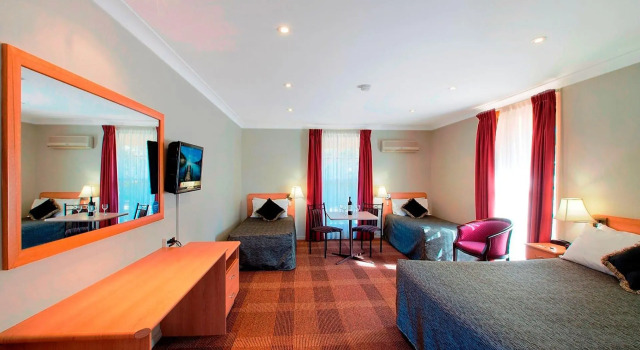 Семейный номер Standard Bushmans Motor Inn