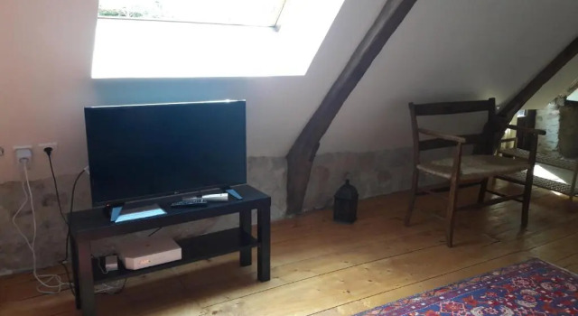 Студия Appartements - Charme, jardin et vue imprenable en plein coeur de St-Cirq
