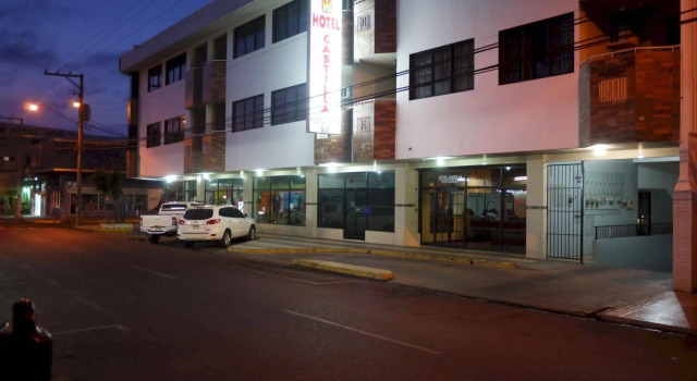 Hotel Castilla, Book Hotel 3-stjernede hoteller i David, 3*