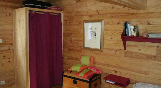 Chaledhote, Varaa Mökki Charonville 