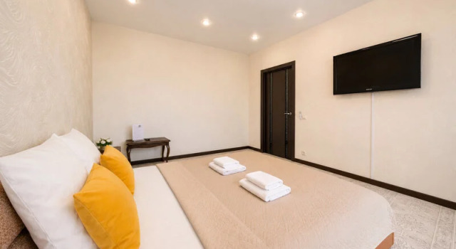 Apartment Four Seasons md. Mirny 6/3