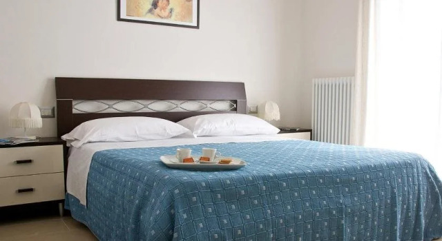 Hotel Costa Verde, Varaa Hotelli Hotellit Abruzzo aamiaisella, Aamiainen