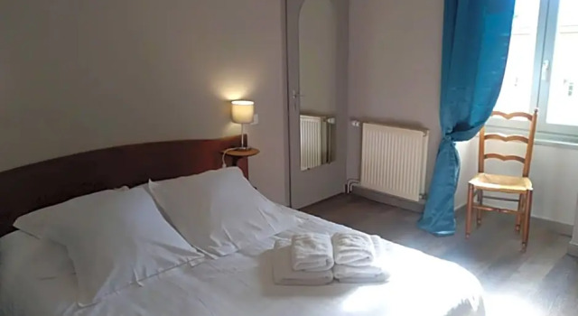 Logis Le Relais de Thézillieu, Prenota Hotel Thezillieu Alvernia
