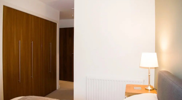 Bright 2 Bedroom Home With Balcony, Prenota Appartamento Edimburgo 