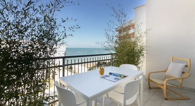 Apartment mit Balkon und mit eingeschränktem Meerblick Rivazzurra Homes - B