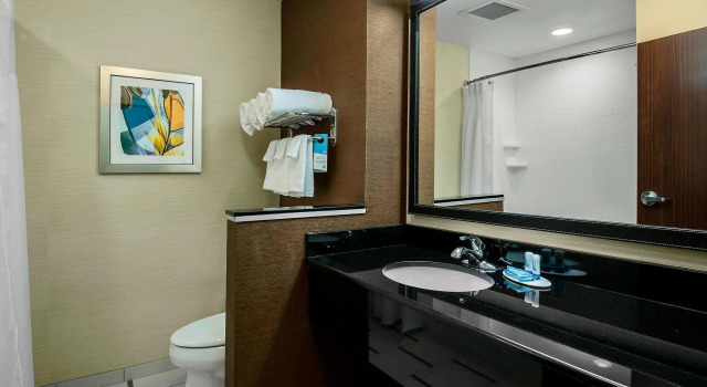 Четырёхместный номер Standard Fairfield Inn & Suites by Marriott Little Rock Benton