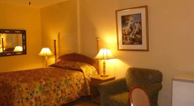 Orchard Garden Hotel & Suites