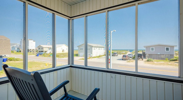 A Beach Music Paradise by Oak Island Accommodations