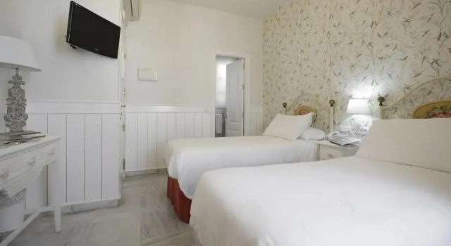 Двухместный номер Standard Basic Hotel Puerta de Sevilla