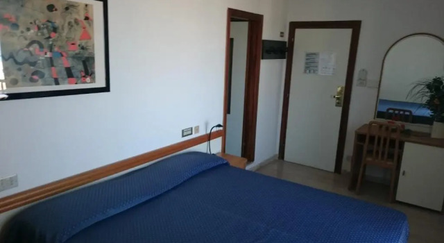 Двухместный номер Standard Grand Meeting Hotel