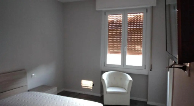 casa serrati(locanda la cascina)camera con bagno privato ma cucina in comune