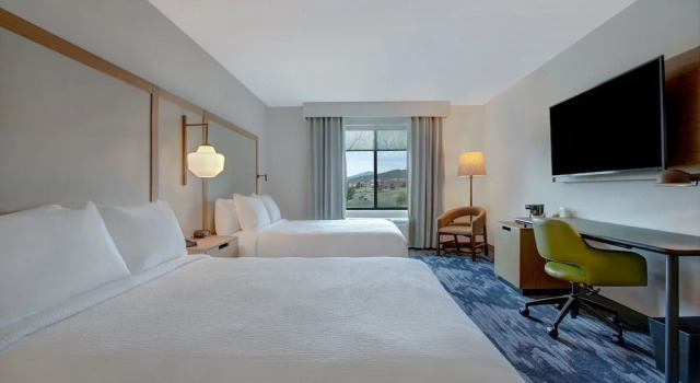 Четырёхместный номер Standard Fairfield by Marriott Inn & Suites Denver Southwest, Littleton