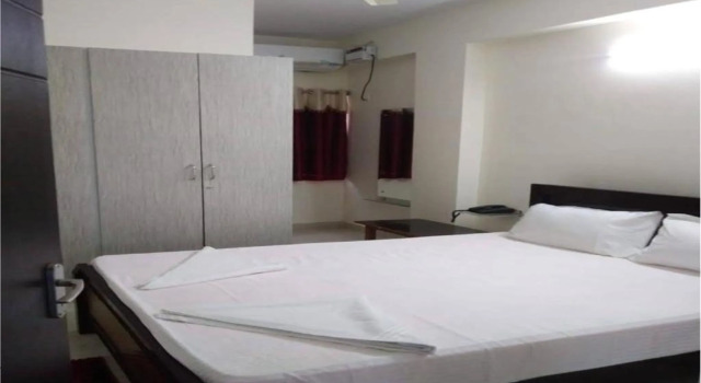 PPH Living RR Residency, Rezervovat Hotel Hotely v Andhra Pradesh s parkováním, Parkování
