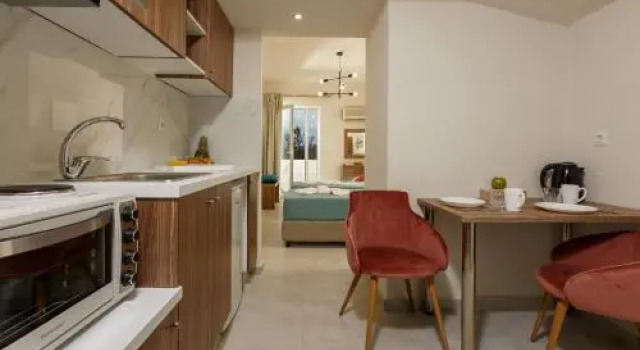 Magicstay - Aparthotel 3 Stars Nea Alikarnassos, Забронировать Отель  