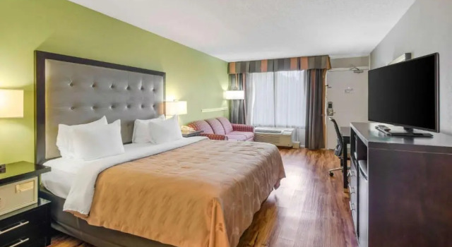 Номер Standard Quality Inn Roanoke Airport