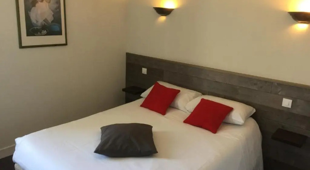 Двухместный номер Standard Hotel TGV