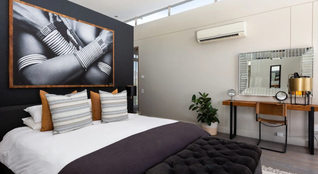 Люкс с балконом и с видом на море Living Hotel Lions Eye