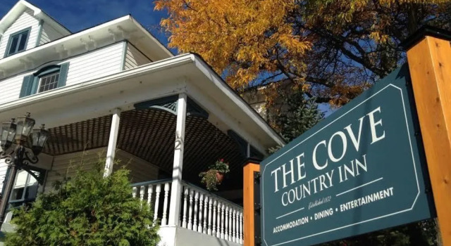 The Cove Country Inn & Spa, Rezerwuj Pensjonat Westport South Eastern Ontario