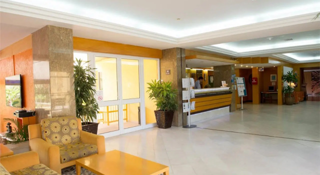 Hotel Baia Cristal Beach & Spa Resort, Rezerwuj Ośrodek wypoczynkowy Carvoeiro Albufeira