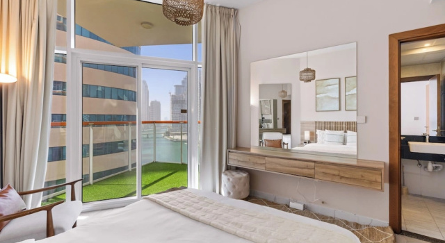 Апартаменты Luxury 2BR Ultra Lux Canalfront Burj view