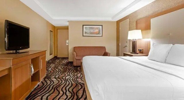 Двухместный номер Standard с балконом Best Western Summit Inn