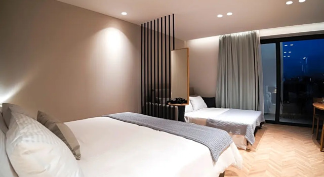 Номер Deluxe Alinea Suites Limassol Center