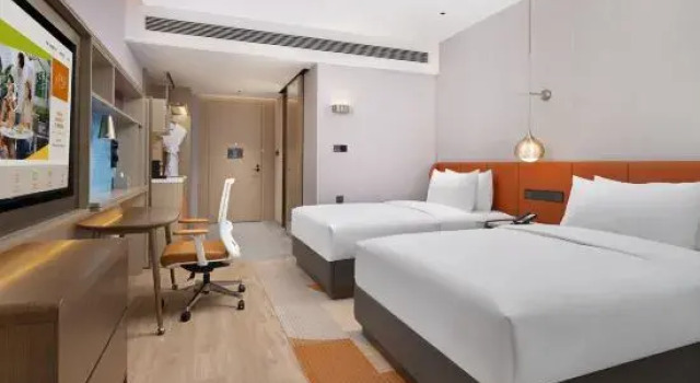 Четырёхместный люкс Deluxe Home2 Suite by Hilton Taiyuan Yingze Street